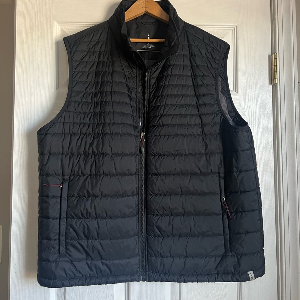 Lands' End Men's Quilted Black Vest